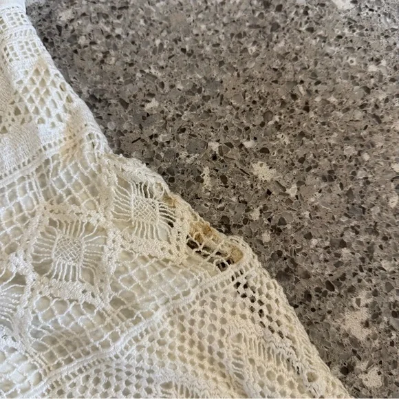 American Eagle Ivory Overlay Dress - Size 2 - Pre-Loved ⭐🤍 - Picture 9 of 13